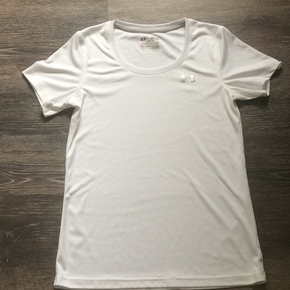 UNDER Armour Short Sleeve Top - Picture 4 of 11